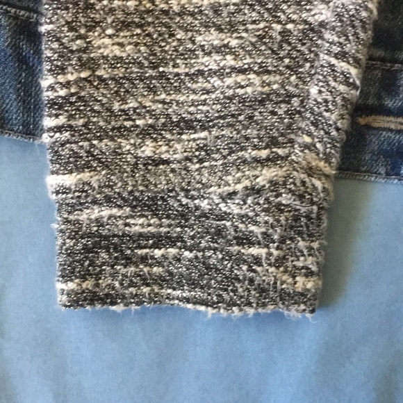 Jessica Simpson Two-Tone Denim Jacket with Sweater Sleeves XS Removable Hood - Picture 4 of 8